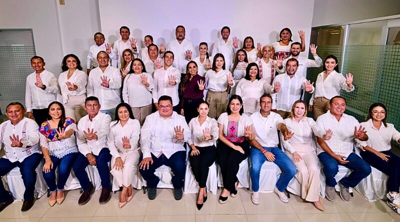 Mara Lezama se reúne con líderes para fortalecer la unidad y avanzar en la transformación del estado, destacando un gobierno humanista y colaborativo.