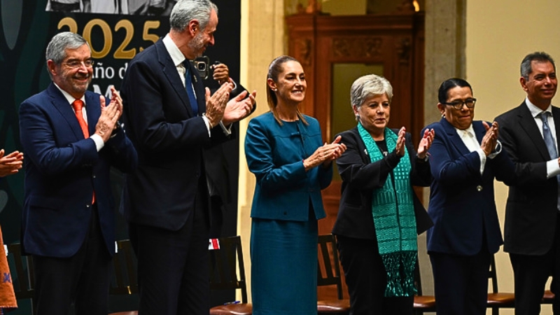La presidenta de México lidera una cumbre histórica con representantes de América Latina y el Caribe para definir una agenda común rumbo a la COP30 y fortalecer la cooperación regional