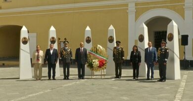 La gobernadora recuerda desde la Fortaleza de San Carlos el sacrificio de los seis cadetes en el 179 aniversario de la Batalla de Chapultepec.