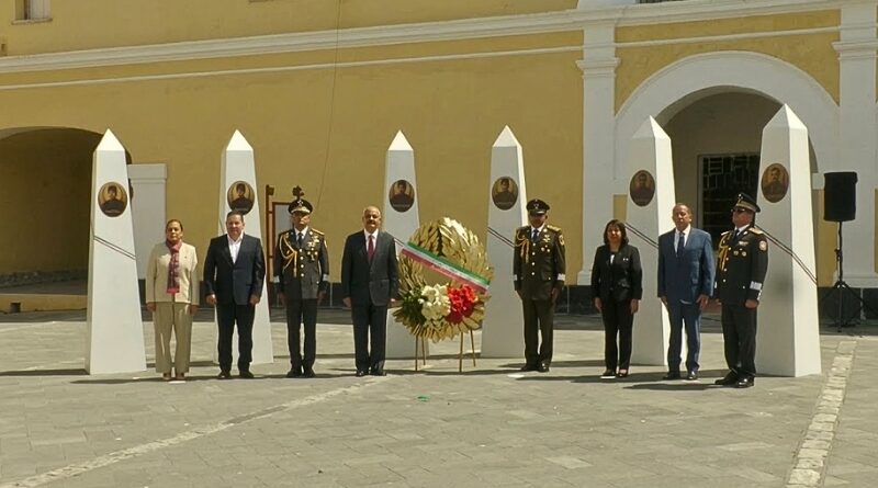 La gobernadora recuerda desde la Fortaleza de San Carlos el sacrificio de los seis cadetes en el 179 aniversario de la Batalla de Chapultepec.